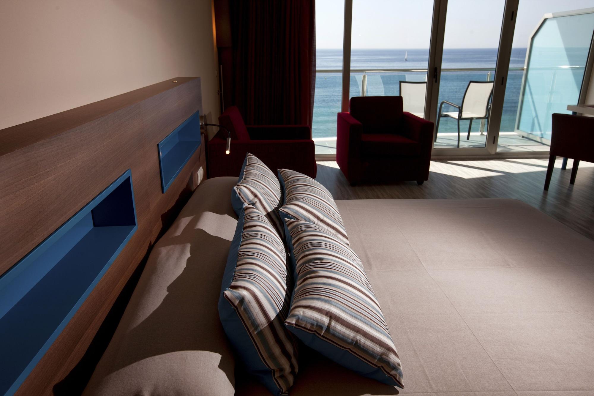 Hotel Allon Mediterrania Villajoyosa Exterior photo
